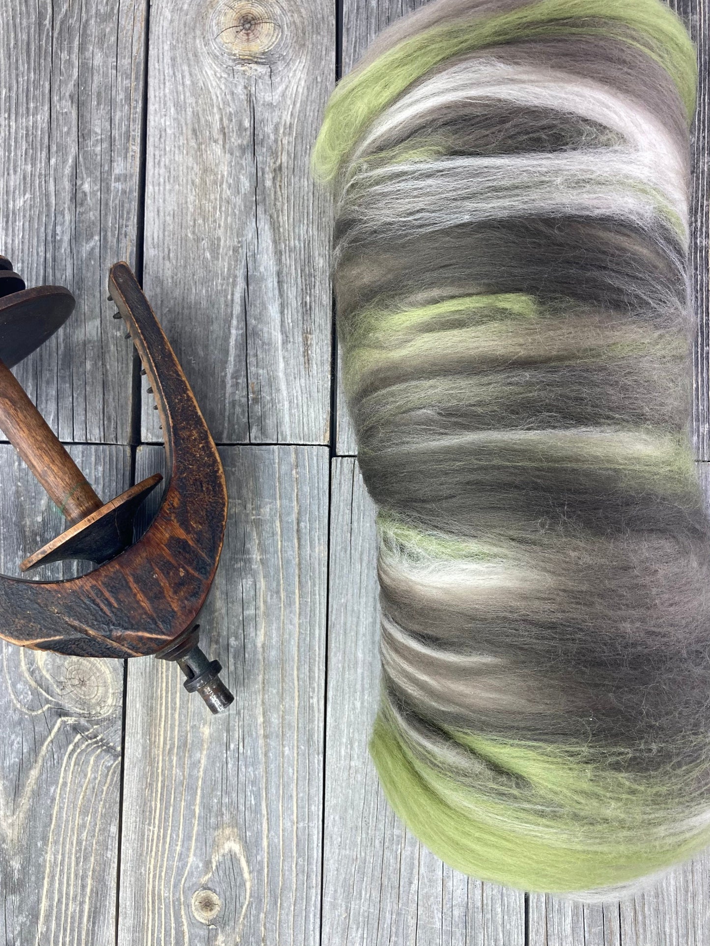 Uniquely curated art batt in color: "Woods"