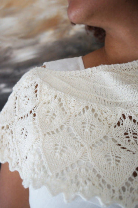 Hand Knit Shawl . Off White . Lace