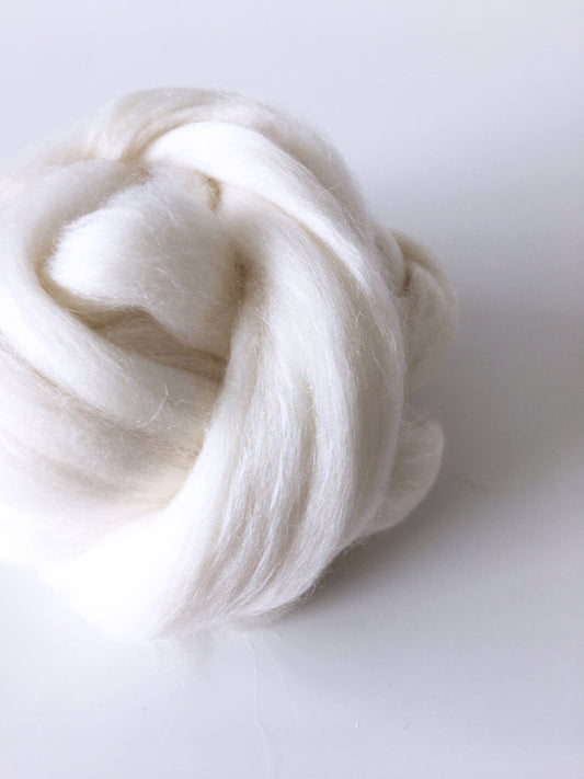 Baby Alpaca Top . Natural White . 2oz