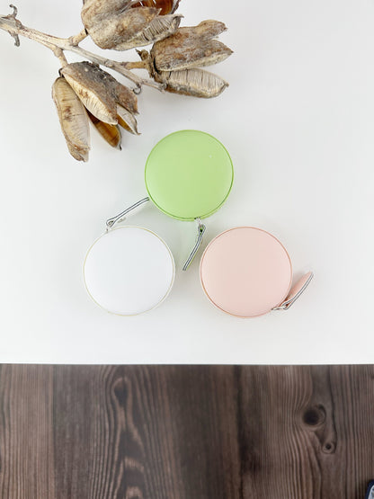 Tape measure  in 3 colors, in inches | centimeters