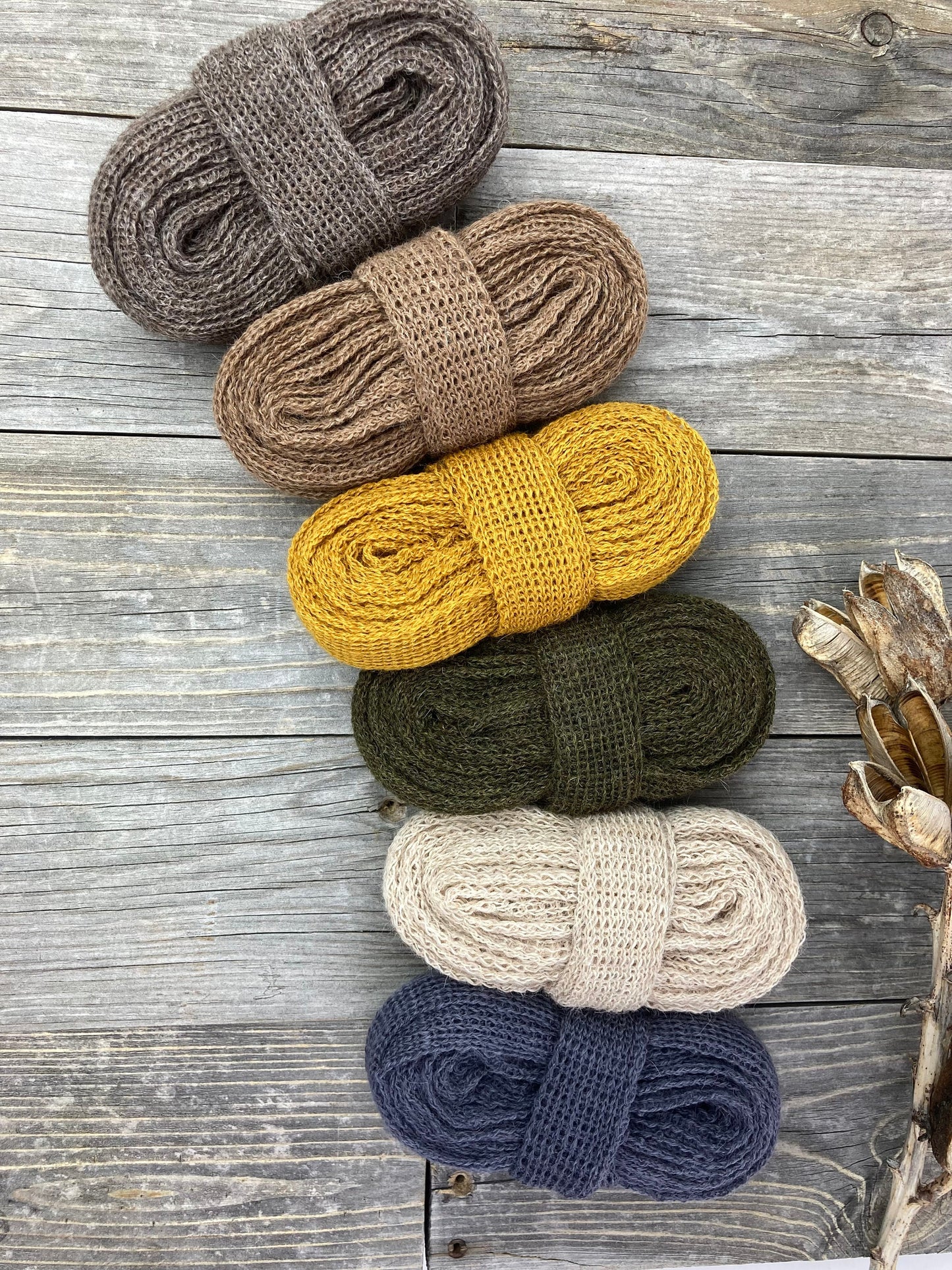 Textured Yarn  . Mini skeins