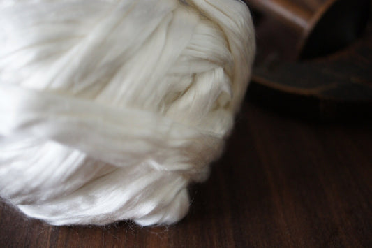 Cultivated Silk Top . Mulberry Silk . Spinning Dyeing Supply . 1 oz . Pure White