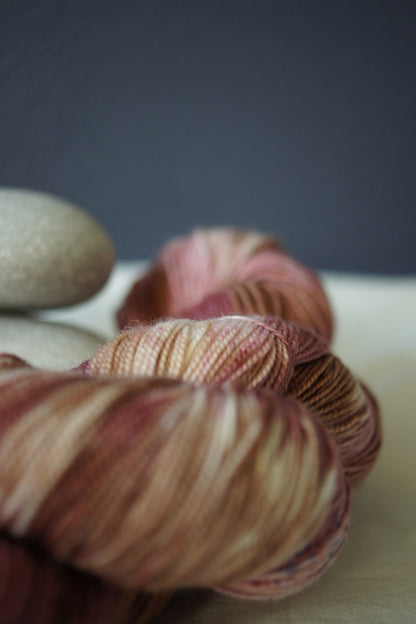 Wild Lilac Moon's Lilac Dream in color "Bark"