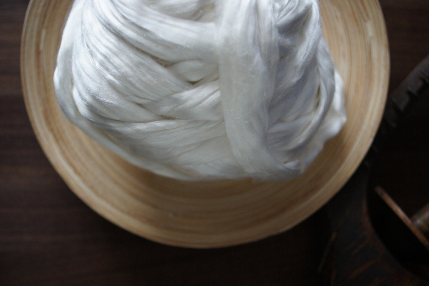 Cultivated Silk Top . Mulberry Silk . Spinning Dyeing Supply . 1 oz . Pure White